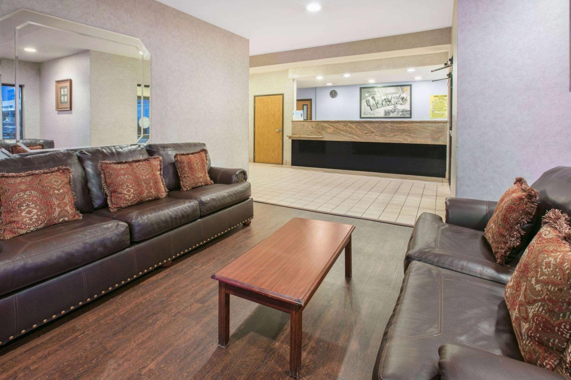 Super 8 By Wyndham Garland North Dallas Area Kültér fotó